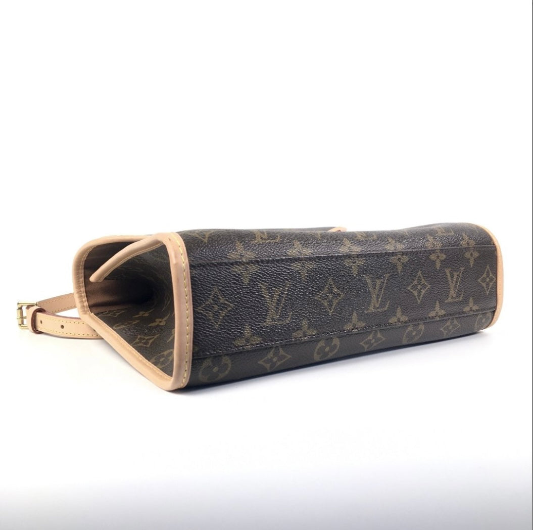 Louis Vuitton Bel Air monogram