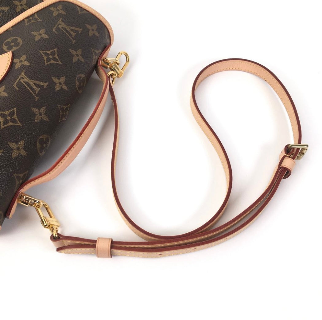 Louis Vuitton Bel Air monogram